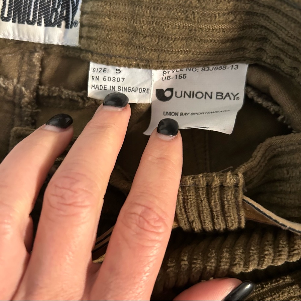 Vintage 80s UNIONBAY Corduroy High Waisted Pants Dark Olive Brown Size 5 - Picture 3 of 4